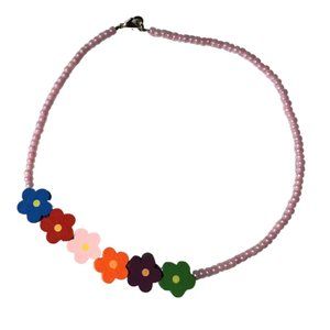 Beauutiful Bright Wooden Floral Necklace That Sits A Bit Off Center Cute 14"